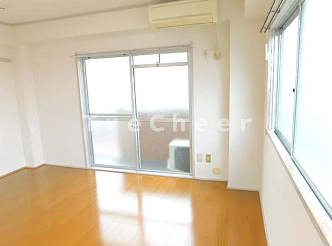 タワラハイツの居間・リビング