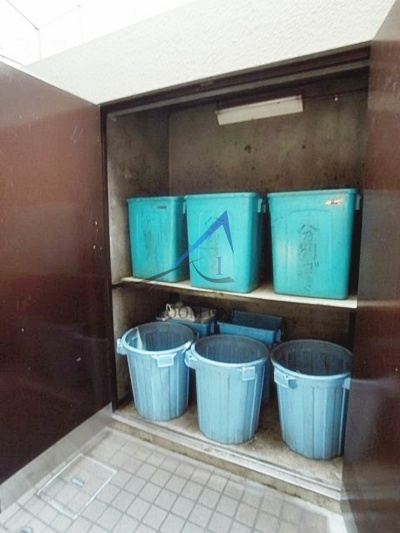 センチュリー東上野