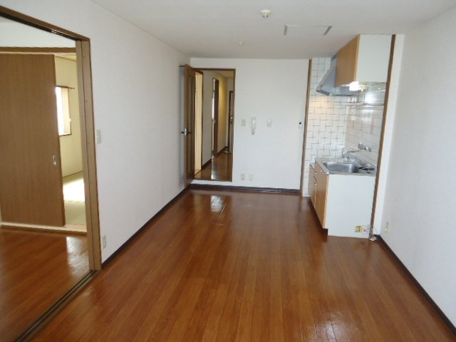 メゾン・ド・Ｋ　セセラギの居間・リビング|リビング