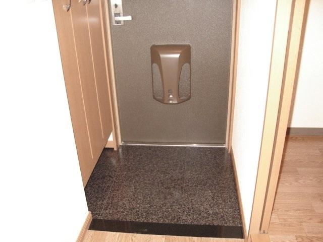 グリーン・コートの玄関|玄関