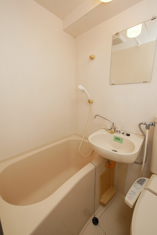 Calm西原の浴室|Calm西原404　1R　