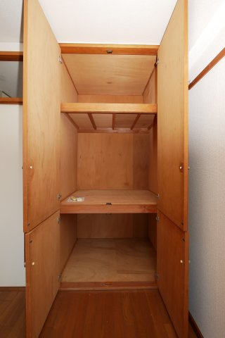 ポエトリー・オバラの収納|ポイトリー・オバラ304　