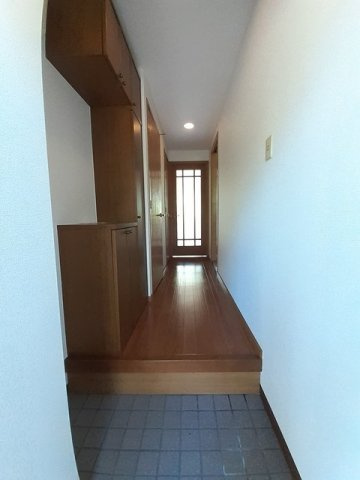 ハイグレードハイツの玄関|シンプルで使いやすい玄関です