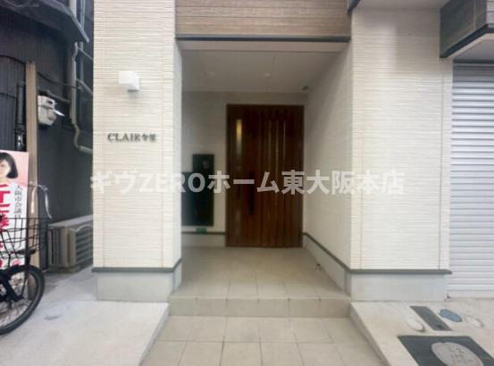 クレール今里のエントランス