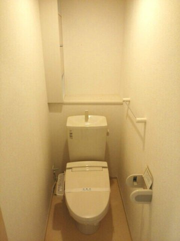 シャンドールⅠのトイレ|清潔感のあるトイレです