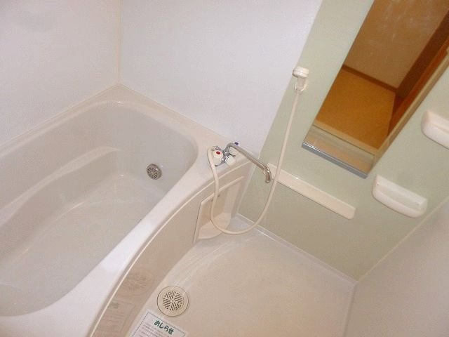 ガーデン　オランジェの浴室|コンパクトで使いやすいお風呂です