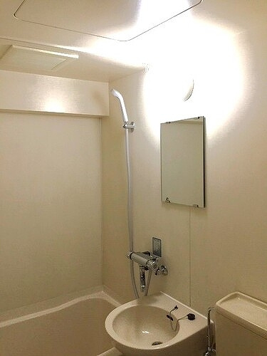 ライオンズマンション西霞町第２の浴室|３点ユニットバス　※2022年6月撮影