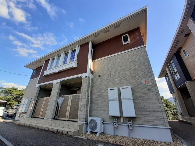 ラ・リューア　Ｄ