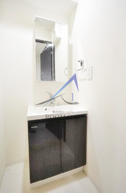 ＲＥＸＺＹ　ＫＩＹＯＳＵＭＩ－ＳＨＩＲＡＫＡＷＡの洗面所|洗面台です。