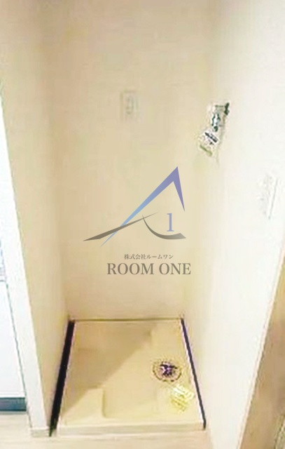 ホームズ千住Ⅱの設備|洗濯機置き場です。