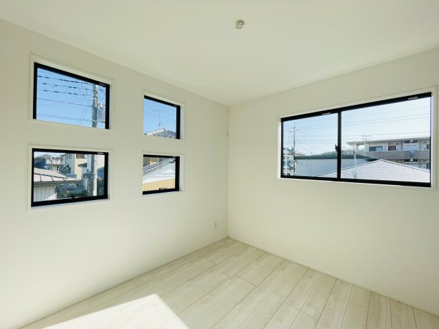 【洋室】 | 深谷市上野台2期　GRAFARE　新築戸建　　全2棟　1号棟
