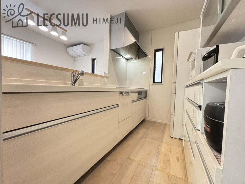 洲本市上物部/中古戸建のキッチン