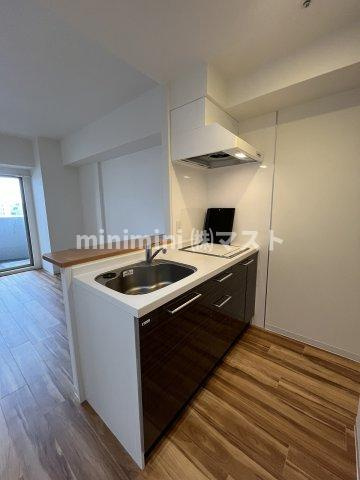 セレニテ本町グランデのキッチン