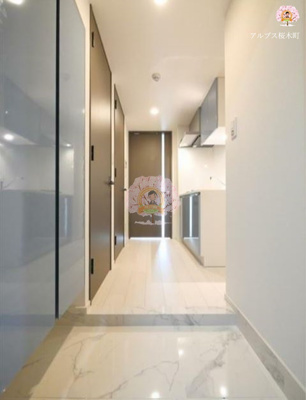 【玄関】 | LUMEED横濱南 | 同一仕様・反転タイプ