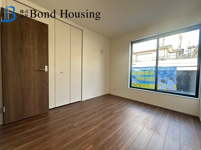 駐車並列3台可能　旭が丘　新築限定1棟