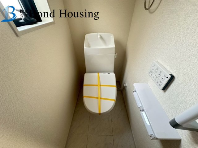 駐車並列3台可能　旭が丘　新築限定1棟