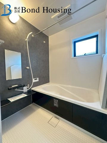 駐車並列3台可能　旭が丘　新築限定1棟