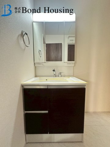 駐車並列3台可能　旭が丘　新築限定1棟