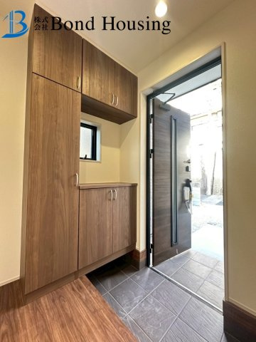 駐車並列3台可能　旭が丘　新築限定1棟