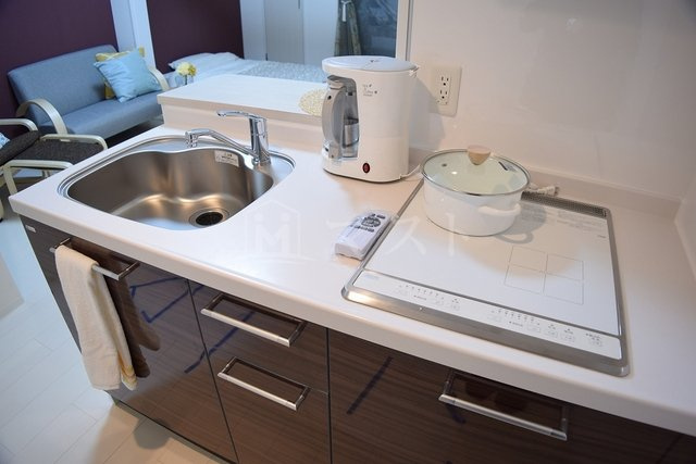 セレニテ本町グランデのキッチン|同マンション他号室写真
