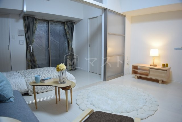 セレニテ本町グランデの内装|同マンション他号室写真