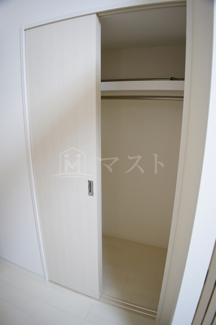 セレニテ本町グランデの収納|同マンション他号室写真