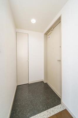 【玄関】 | トレステージ目黒 | ※写真は同タイプ住戸です。