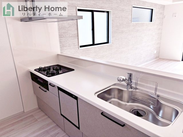 水戸市堀町25期　新築戸建　2号棟のキッチン