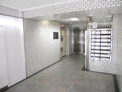 スカイノブレ京都四条大宮のロビー