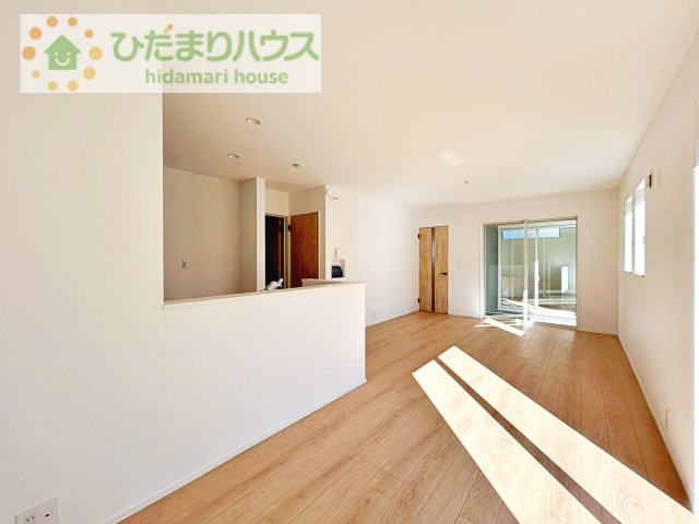 【居間・リビング】 | つくば市緑が丘第1期　新築戸建 | 大型テレビに大型ソファー(^^)どんなインテリアにしますか？