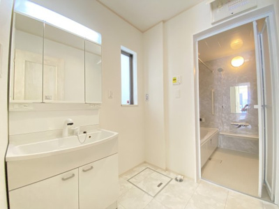 【独立洗面台】 | 読谷村上地（全3棟）C号棟 | ※同仕様写真です