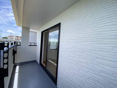 【バルコニー】 | 読谷村上地（全3棟）C号棟 | ※同仕様写真です