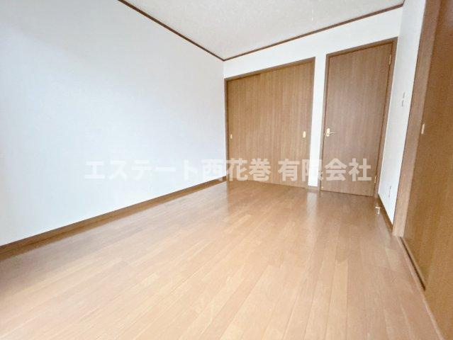 メゾンセレーノ壱番館の洋室