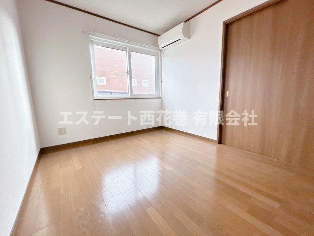 メゾンセレーノ壱番館の居間・リビング