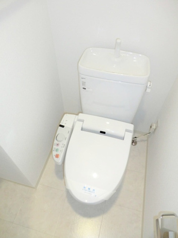 温水洗浄便座ついてます