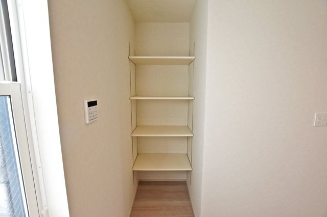 大阪市淀川区新北野3丁目新築戸建の収納|パントリー（2025年11月）撮影