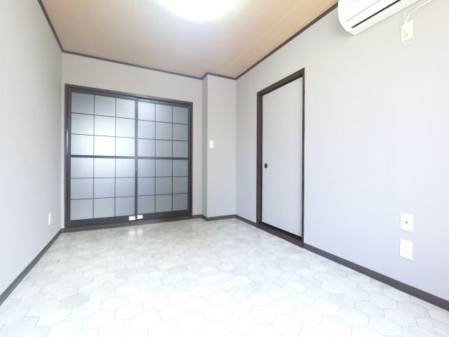 【居間・リビング】