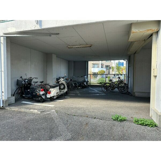 【駐車場】 | リバーサイド牧の原