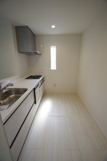 【内観：施工例】 | 【仲介手数料無料！！】日野市宮　新築戸建て（全1棟）1号棟　5880万円 | キッチン