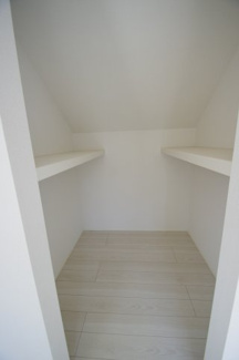 【内観：施工例】 | 【仲介手数料無料！！】日野市宮　新築戸建て（全1棟）1号棟　5880万円 | WIC