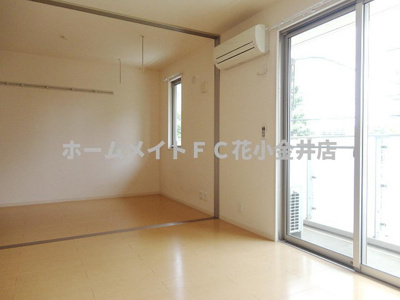 【居間・リビング】 | バラディー伏見