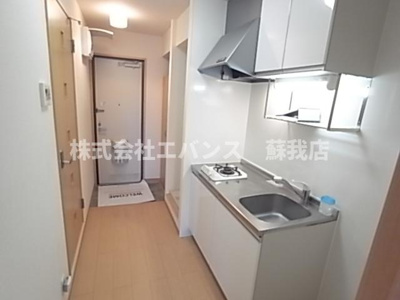 【キッチン】 | カーサ・カルモ亥鼻 | コンパクトなキッチンで掃除もラクラク