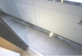 フレグランスミツシ　最上階　角部屋　二人入居可のバルコニー