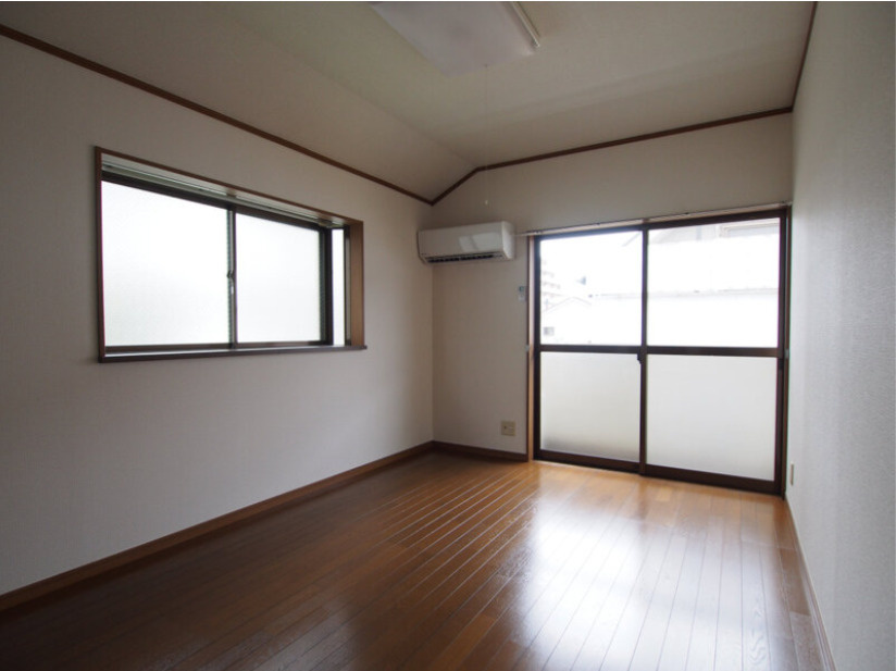 フレグランスミツシ　最上階　角部屋　二人入居可の居間・リビング