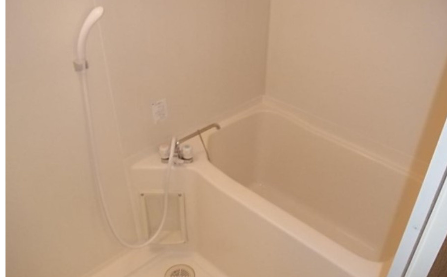 フレグランスミツシ　最上階　角部屋　二人入居可の浴室