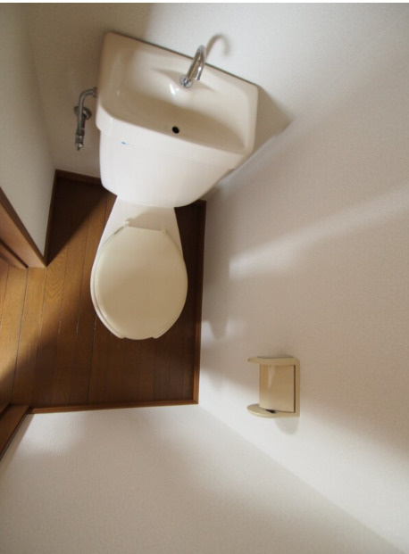 フレグランスミツシ　最上階　角部屋　二人入居可のトイレ