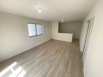 【居間・リビング】 | 読谷村上地（全3棟）B号棟 | ※同仕様写真です