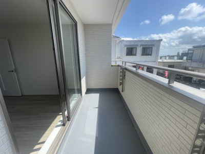 【バルコニー】 | 読谷村上地（全3棟）B号棟 | B号棟　インナーバルコニー♪