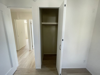 【収納】 | 読谷村上地（全3棟）B号棟 | B号棟　洋室4.5帖＋CL付き♪