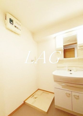 【設備】 | Ｊ３コート | 室内洗濯機置場になります。